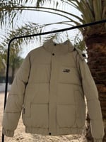 جاكيت لون بيج