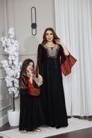 جلابيه بناتي بكلفه بالصدر وتدخيلات خام شالكي