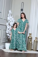 جلابيه بناتي بتطريز كمبيوتر