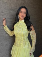 فستان جورجت بكلفه بالصدر والاكمام