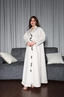 عبايه بتطريز يدوي بخام التفته