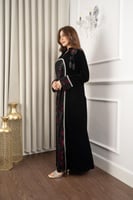 جلابيه مخمل بتطريز يدوي