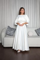 فستان تفته بتطريز يدوي وحزام