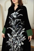 جلابيه مخمل فخمة بكلفة مطرزة بالخلف والامام