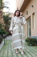 جلابيه لينن بنقوشات رمضانيه