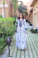 مخوار بتطريز يدوي وطرحه