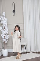 جلابيه بناتي لينن بتطريز بالهويه التراثيه