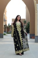 جلابية نشل مطرزة بخامة التل