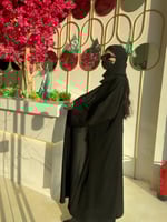 عباية زارا اكمام شاغر