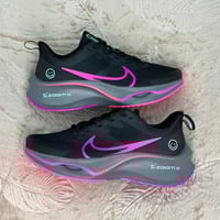 Nike ZoomX Smiley Black Pink