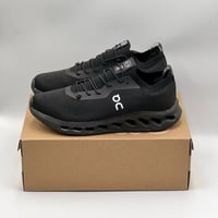 ON Running Cloudtilt X Loewe