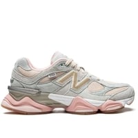 New Balance 9060 pink