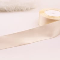 شريطه ستان عرض 1.5 أنش لون سكري