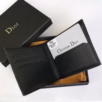 بوك ماركة ديور