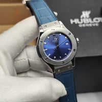 ساعة هوبلت نسائية جلد