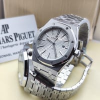 ساعة رجالية ماركة اديمار بياغيت فضي