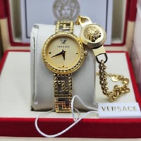 ساعة نسائية ماركة فرزاتشي لون ذهبي