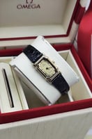 ساعة نسائية ماركة أوميغا جلد اسود