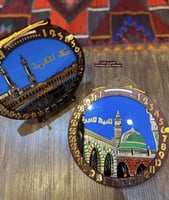 من النوادر تعليقة جدارية بتقويم يدوي بالأشهر والأي...