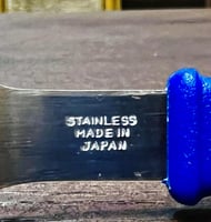 تعليقة بها ٦ حبات من الملاعق الصغيرة والكبيرة والس...