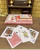 طقم ورق لعب "باصرة" بثلاث أحجام مختلفة، جميعها أكب...