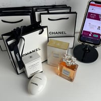 عطر كوكو انتنس + كريم شانيل صغير + كيس وشريطة