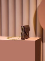 لوي فيتون Félicie Pochette