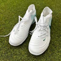 حذاء كورة Nike