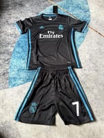 طقم ريال مدريد الأسود شبابي - أطفال 2018