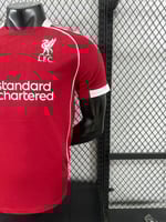 تي شيرت ليفربول الأساسي فئة اللاعبين 2026/25