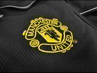 تي شيرت مانشستر يونايتد الأسود 1998