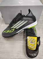 حذاء كوره قدم ولادي adidas