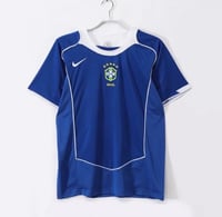 تي شيرت البرازيل الاحتياطي 2004