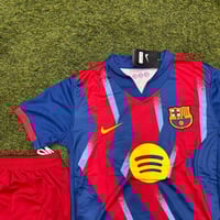 طقم برشلونة الذكرى 2026