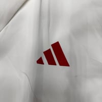 جاكيت ليفربول