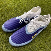 حذاء كورة Nike