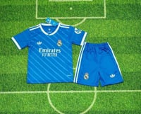 طقم ريال مدريد الازرق ( شبابي-أطفال ) 2025/26