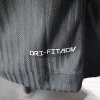 تي شيرت تشلسي الأسود كم طويل فئة اللاعبين 2026/25