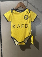 طقم النصر مواليد 2026/25