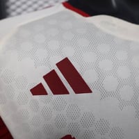 تي شيرت ليفربول الثاني كم طويل فئة اللاعبين 2026/2...