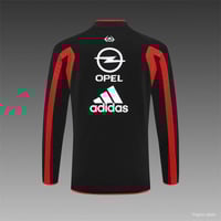 جاكيت اس ميلان