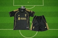 طقم ليفربول الثالث ( شبابي-أطفال ) 2025/26