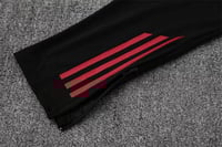 طقم تمارين مانشستر يونايتد أكمام طويلة 2026