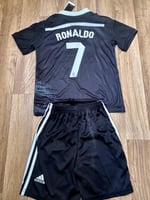 طقم ريال مدريد الأسود التنين شبابي - أطفال 2015