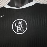 تي شيرت تشلسي الأسود كم طويل فئة اللاعبين 2026/25