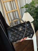 حقيبة شانيل قفل