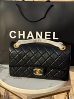 حقيبة شانيل كلاسيكي اسود