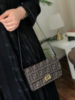 فندي FENDIمحفظه مستر كوالتي