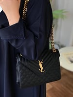 حقيبه اسود سالوران