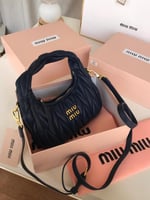 حقيبة ميو ميو مستر كوالتي اسود